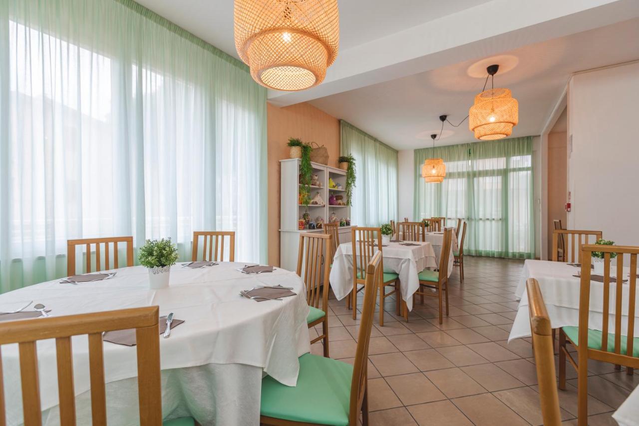 Hotel Clift Cervia Eksteriør bilde